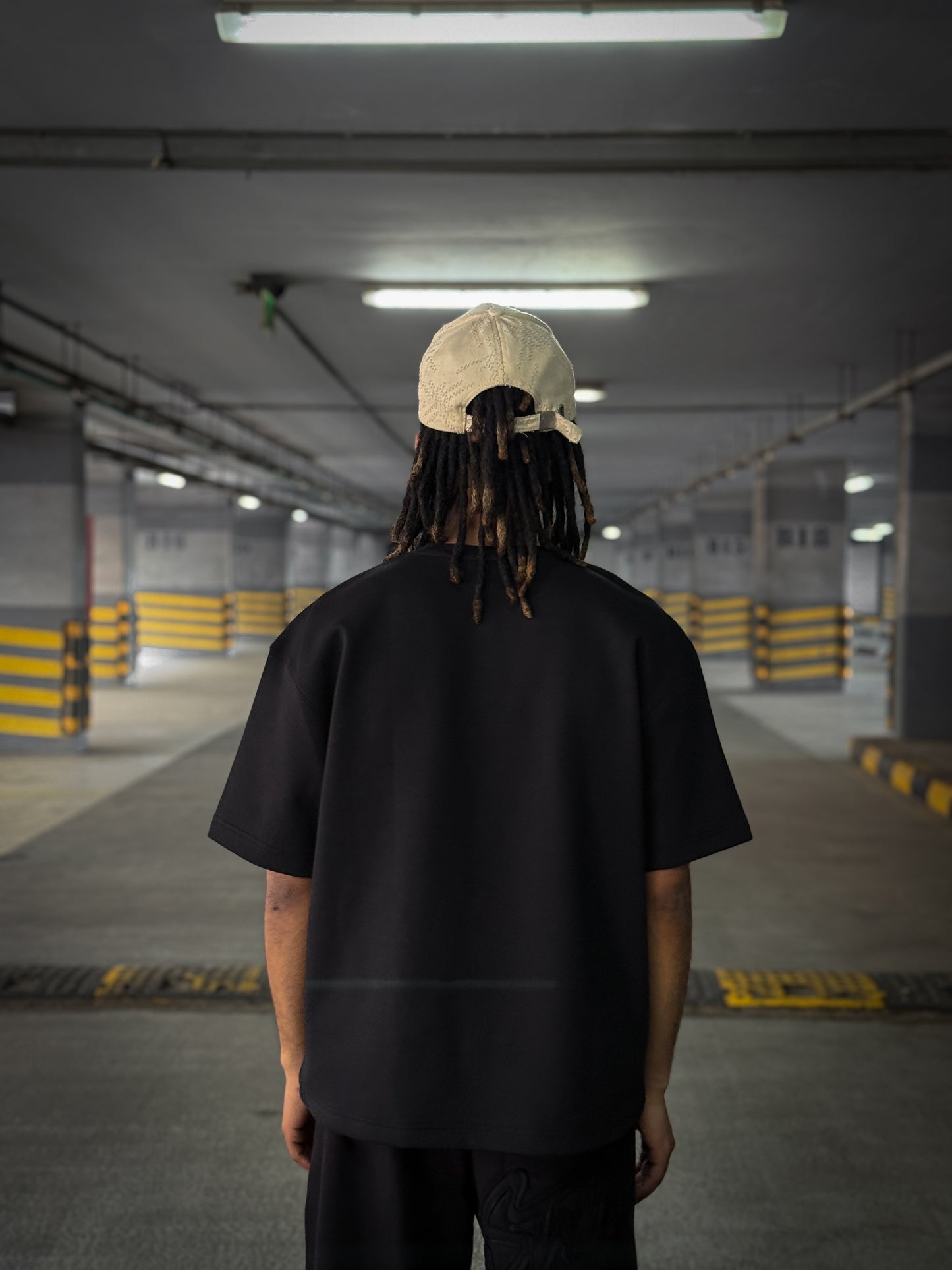 (BLACK) The Horizon Oversized Boxy Tee