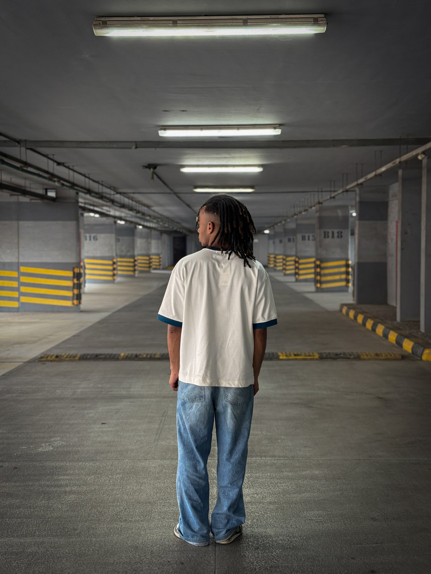 (WHITE) The Bordeaux Palais Tee