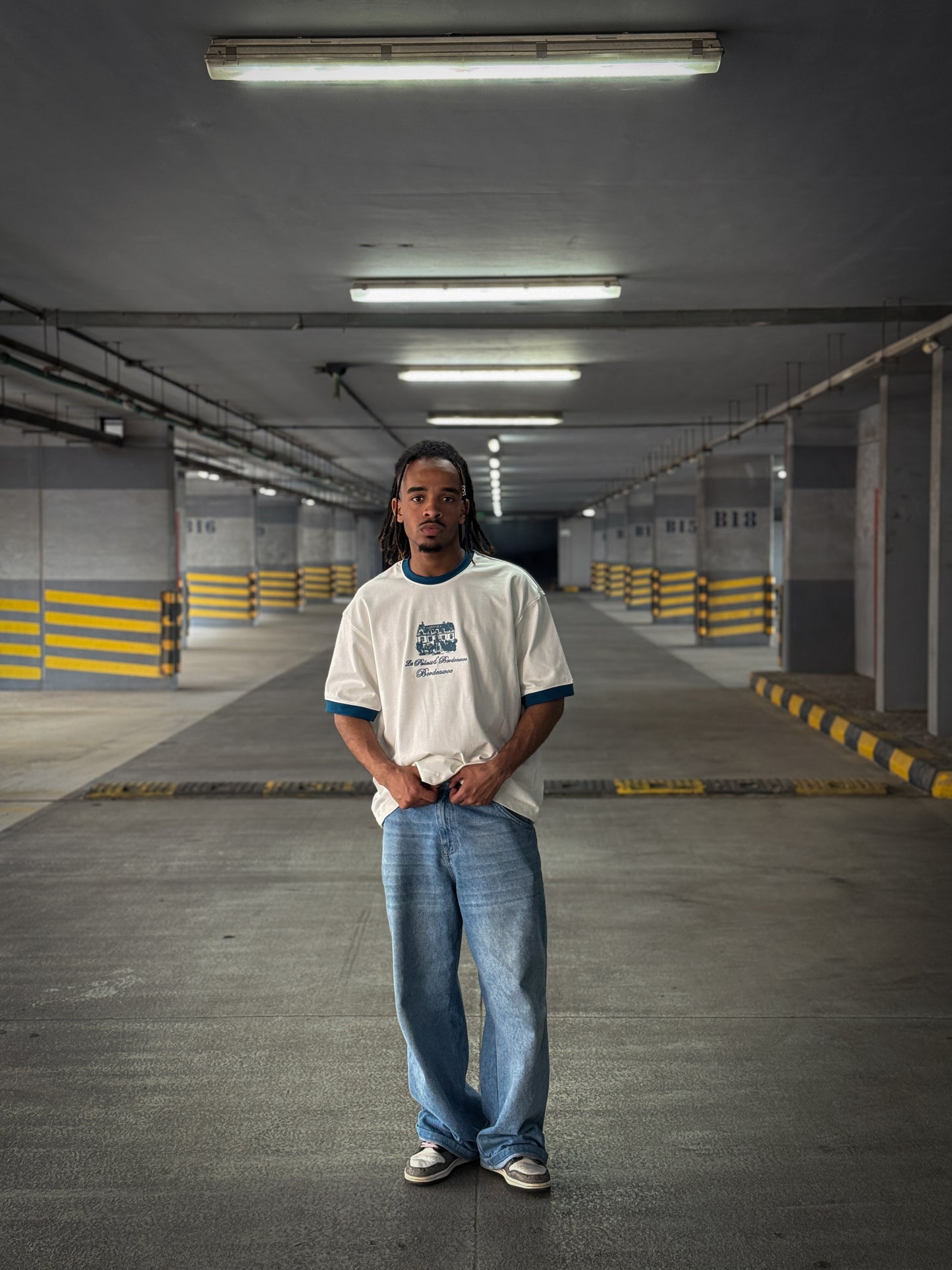 (WHITE) The Bordeaux Palais Tee