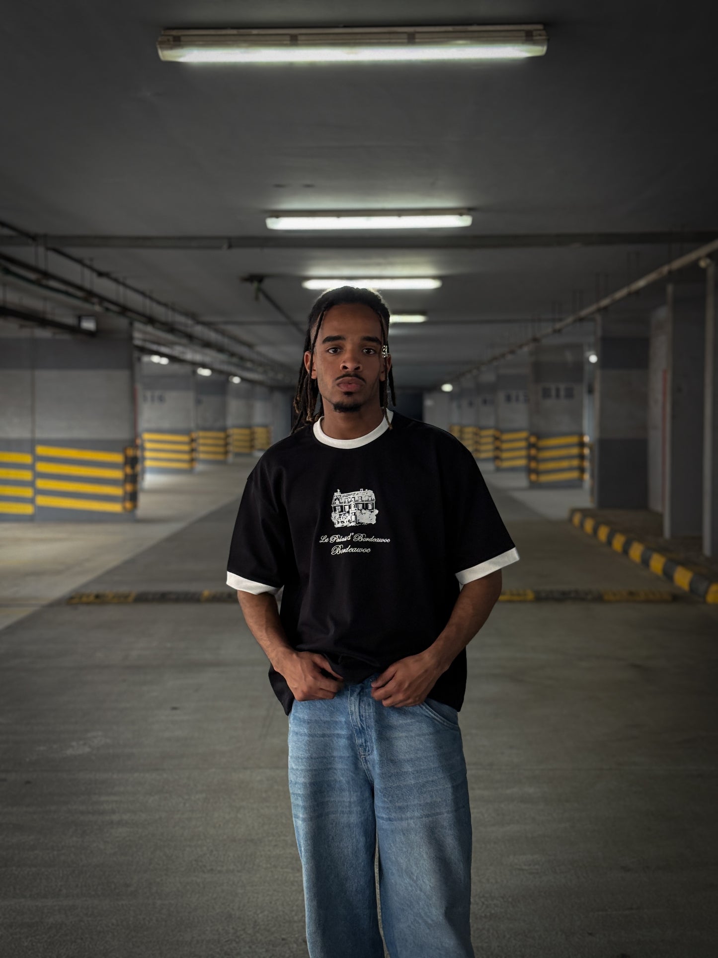 (BLACK) The Bordeaux Palais Tee